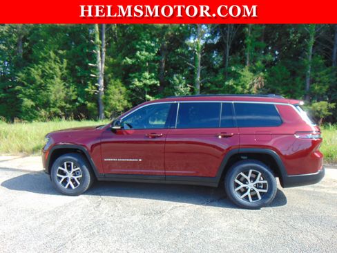 Used 2024 Jeep Grand Cherokee L Limited AWD/4WD image 4