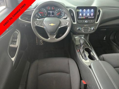Used 2024 Chevrolet Malibu LT FWD image 12