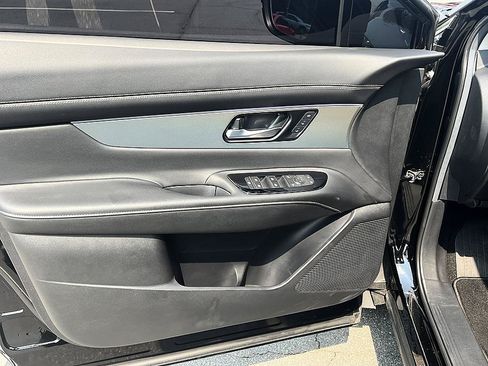 Certified 2025 Nissan Murano SL AWD/4WD image 17