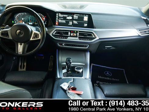 Used 2021 BMW X5 xDrive40i w/ M Sport Package image 51