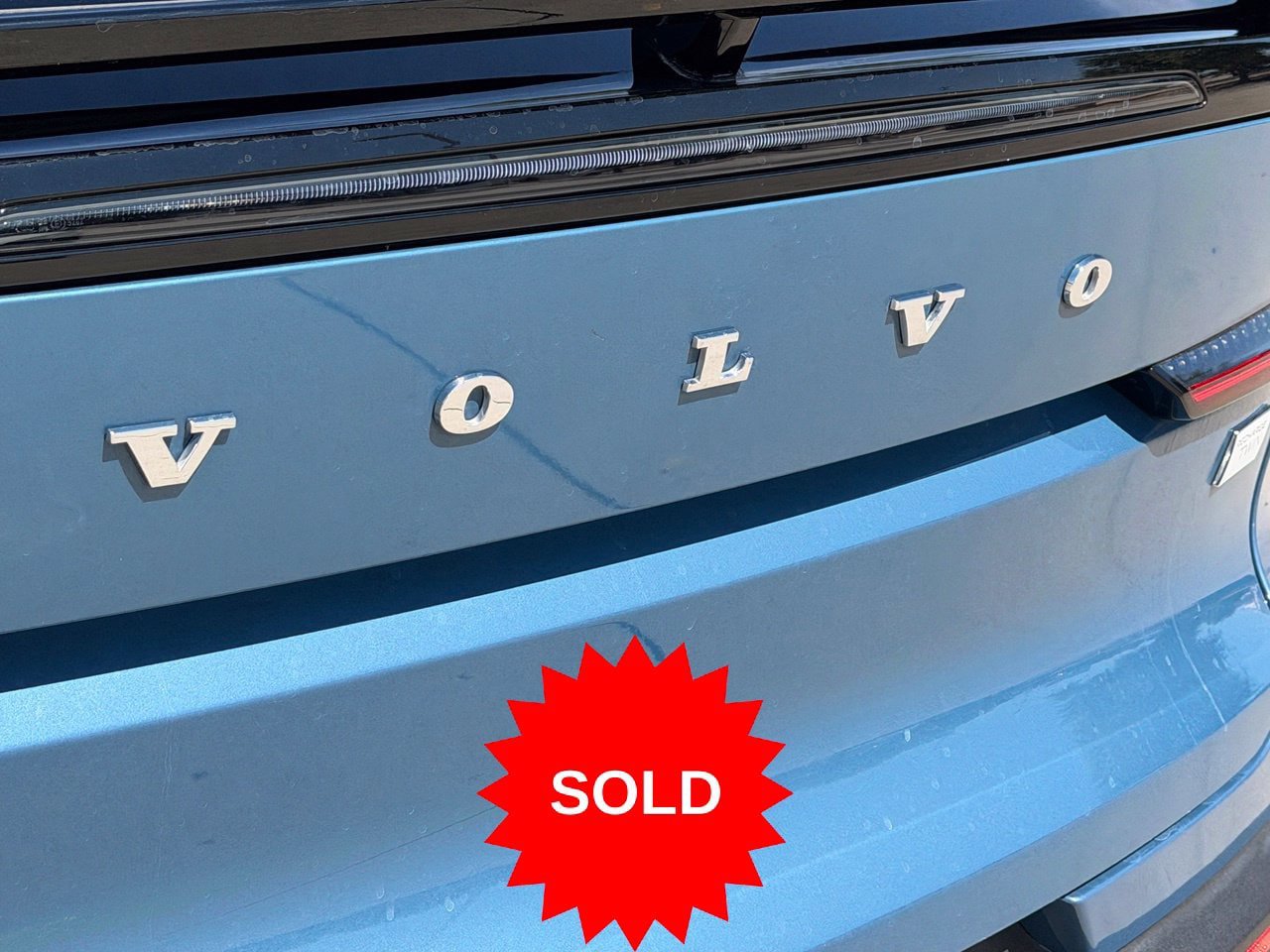Certified 2023 Volvo C40 Recharge Core AWD/4WD image 9