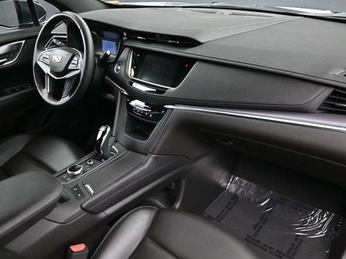 Used 2022 Cadillac XT5 Luxury FWD image 11