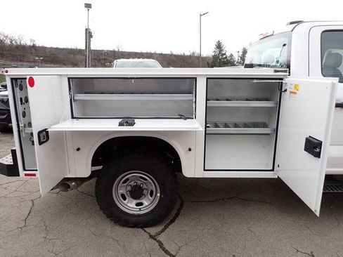 New 2026 Ford F350 XL w/ XL Off-Road Package AWD/4WD image 8