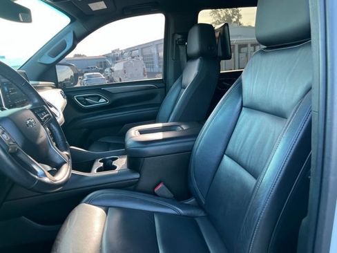 Used 2021 Chevrolet Tahoe Z71 w/ Z71 Signature Package AWD/4WD image 8