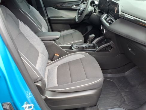 Used 2026 Chevrolet TrailBlazer LS w/ LS Convenience Package FWD image 9