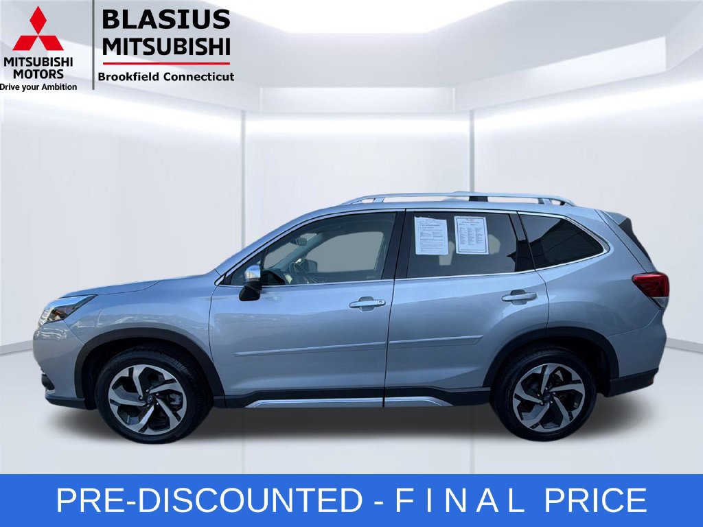 Used 2023 Subaru Forester Touring AWD/4WD image 13