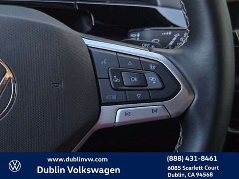 Certified 2024 Volkswagen Atlas Cross Sport SE image 19