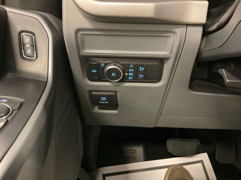 Used 2022 Ford F150 XLT image 14