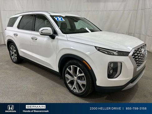 Used 2022 Hyundai Palisade SEL w/ 8P Bench Seat Package image 2