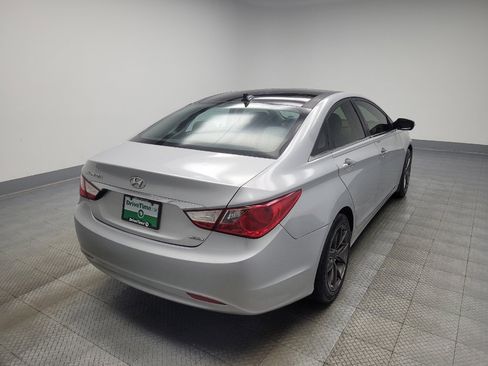 Used 2013 Hyundai Sonata Limited w/ Premium Pkg image 9