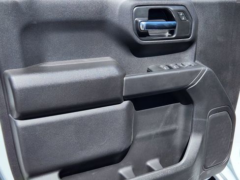 New 2026 Chevrolet Silverado 1500 Custom Trail Boss w/ LPO, Dark Essentials Package AWD/4WD image 11
