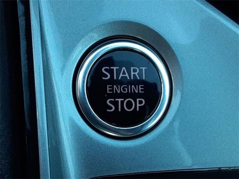 Used 2024 Nissan Altima 2.5 SV image 19