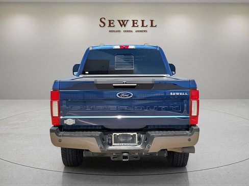 Used 2020 Ford F250 King Ranch w/ King Ranch Ultimate Package AWD/4WD image 4