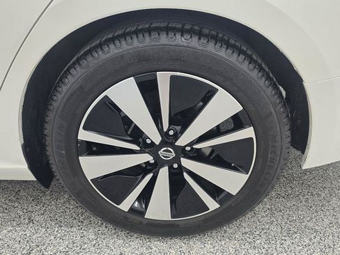 Used 2022 Nissan Altima 2.5 SV FWD image 31