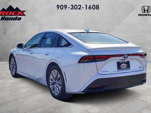 Used 2021 Toyota Mirai XLE w/ Advanced Technology Package image 6