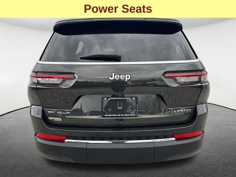 Used 2023 Jeep Grand Cherokee L Limited AWD/4WD image 11