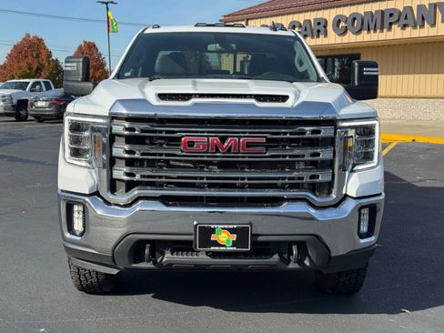 Used 2022 GMC Sierra 2500 SLE w/ SLE Value Package; image 3
