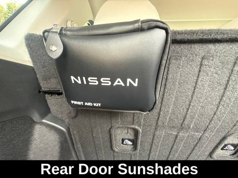Used 2023 Nissan Rogue SV w/ SV Premium B Package AWD/4WD image 11