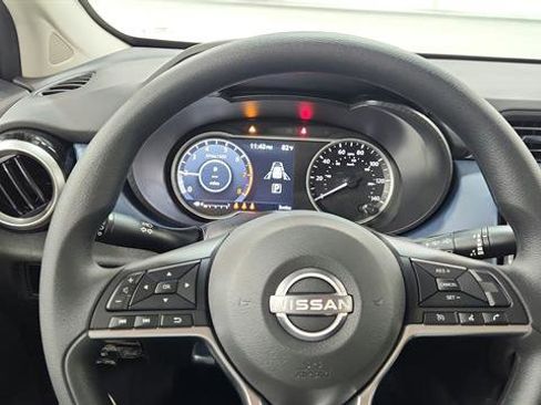 Certified 2025 Nissan Versa SV w/ Trunk Package image 17