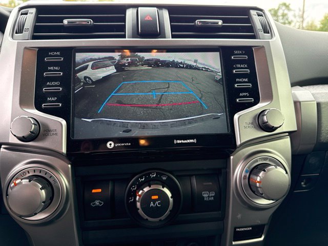 Used 2022 Toyota 4Runner SR5 AWD/4WD image 8
