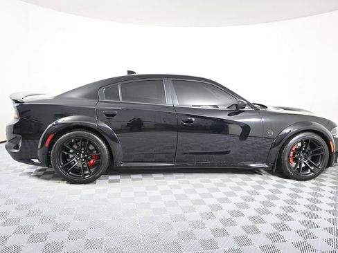 Used 2022 Dodge Charger SRT Hellcat w/ Harman/Kardon Audio Group RWD image 7