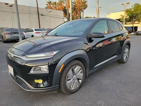 Used 2021 Hyundai Kona Ultimate image 2