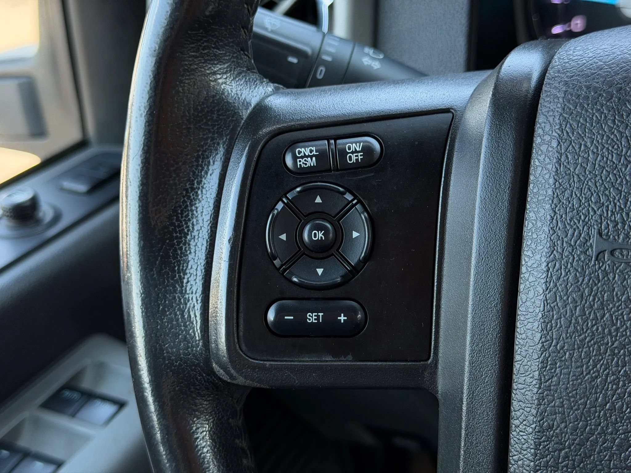 Used 2013 Ford F450 Lariat w/ Lariat Ultimate Pkg AWD/4WD image 29