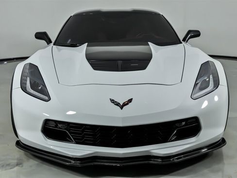 Used 2019 Chevrolet Corvette Z06 RWD image 4