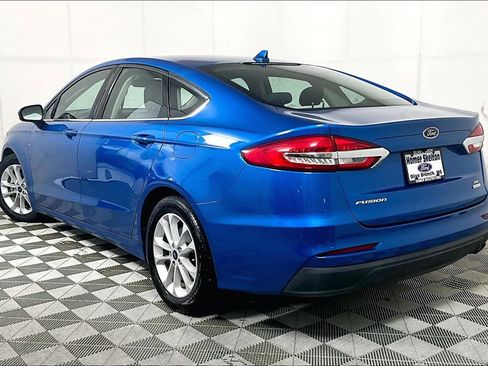 Used 2020 Ford Fusion SE image 11