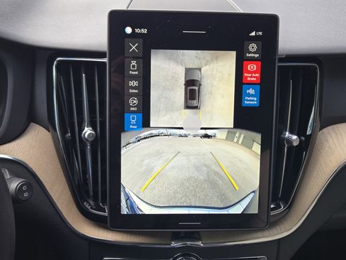 New 2026 Volvo XC60 T8 Plus w/ Protection Package Premier image 20