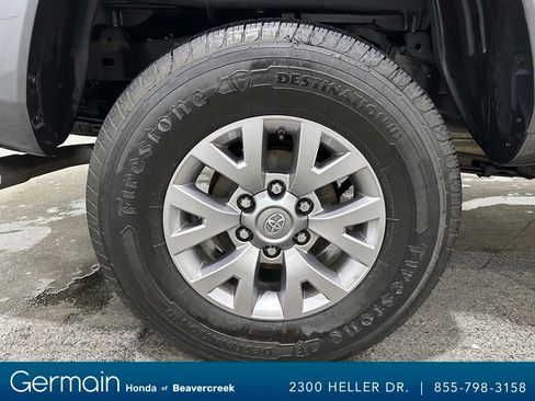 Used 2016 Toyota Tacoma SR5 image 11