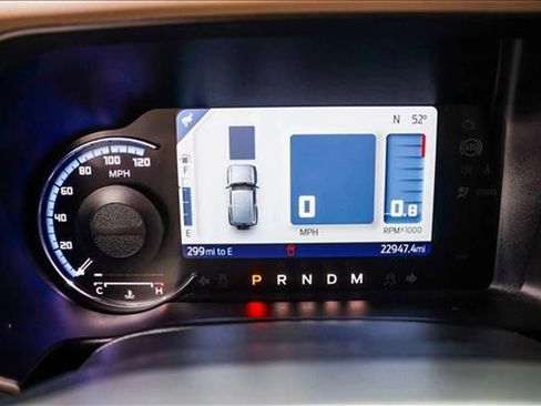 Used 2023 Ford Bronco Wildtrak image 14