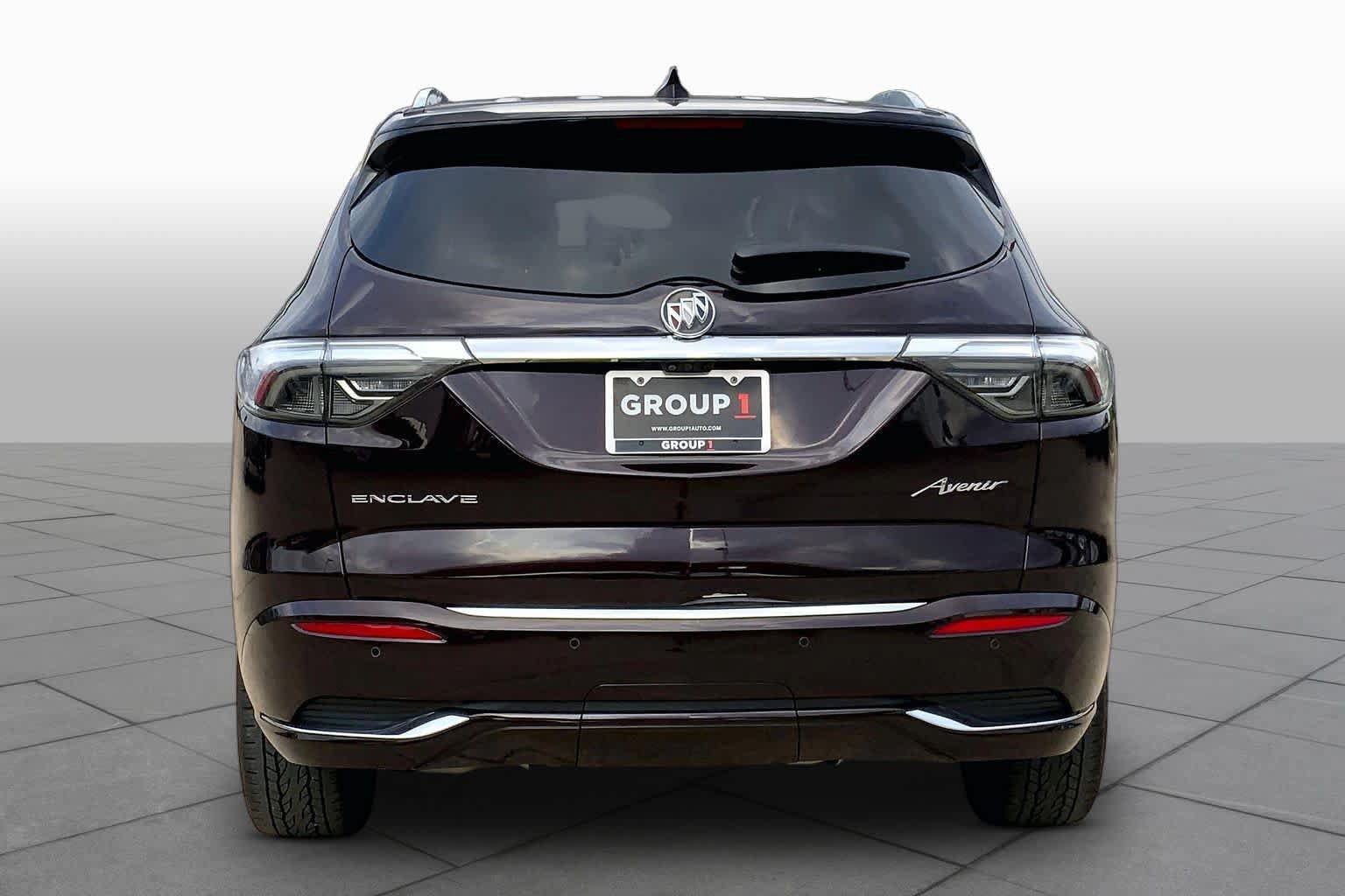 Certified 2023 Buick Enclave Avenir w/ Avenir Technology Package AWD/4WD image 5