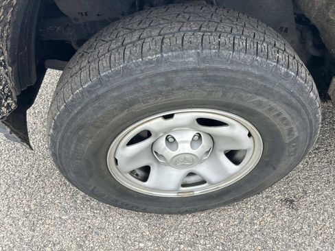 Certified 2023 Toyota Tacoma SR w/ SR Convenience Package image 11