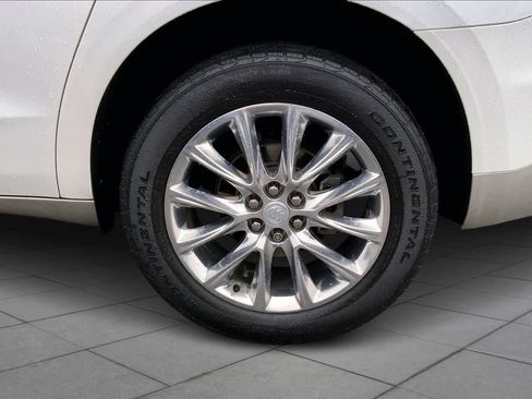 Used 2018 Buick Enclave Premium w/ Experience Buick Package image 11