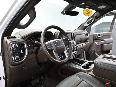 Used 2022 GMC Sierra 2500 Denali w/ Denali Ultimate Package image 16