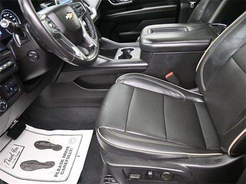 Used 2021 Chevrolet Tahoe Premier w/ Premium Package image 15