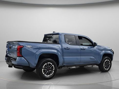 Used 2026 Toyota Tacoma TRD Sport RWD image 7