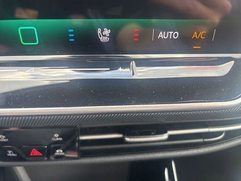 New 2025 Volkswagen GTI SE image 13