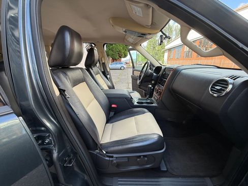 Used 2010 Ford Explorer Eddie Bauer AWD/4WD image 34