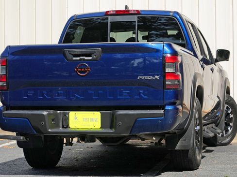 Used 2022 Nissan Frontier Pro-X RWD image 4