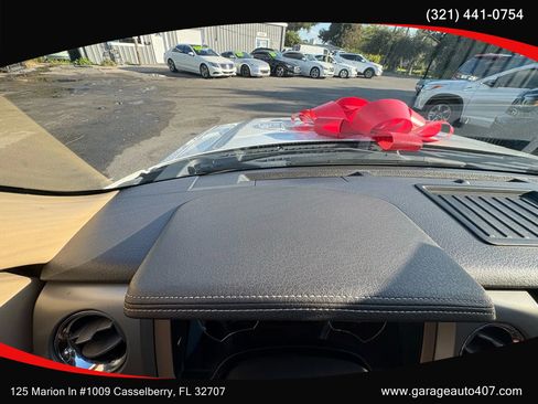 Used 2011 Ford F150 Lariat image 16