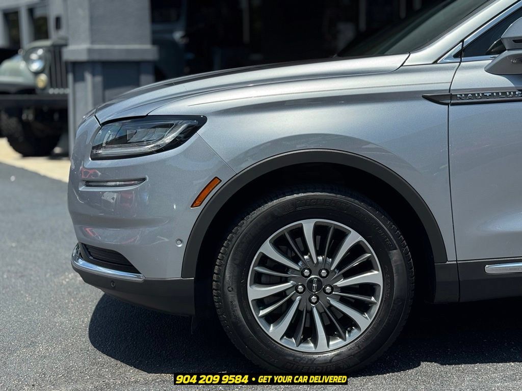 Used 2021 Lincoln Nautilus Reserve FWD image 13