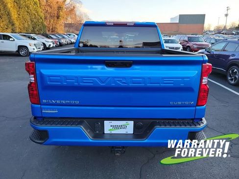 Used 2025 Chevrolet Silverado 1500 Custom image 6