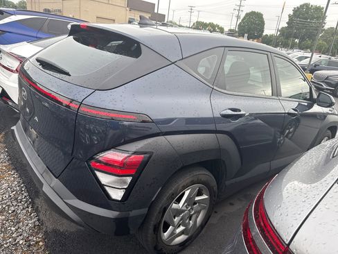 Used 2024 Hyundai Kona SE FWD image 6