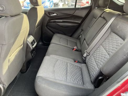 Used 2018 Chevrolet Equinox LT w/ Sun & Infotainment Package image 27