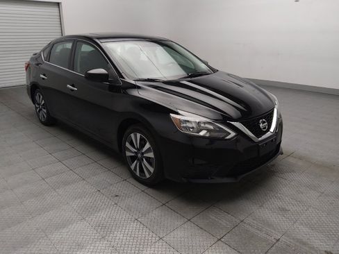 Used 2019 Nissan Sentra SV w/ Special Edition Package FWD image 13