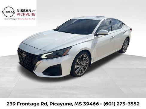 Certified 2024 Nissan Altima 2.5 SL image 1