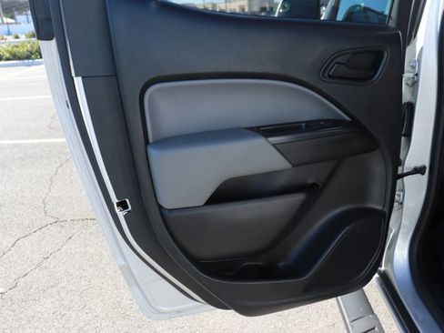 Used 2019 Chevrolet Colorado W/T w/ WT Convenience Package image 11