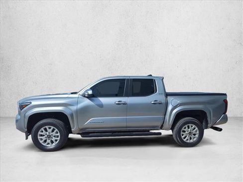Used 2024 Toyota Tacoma SR5 RWD image 8